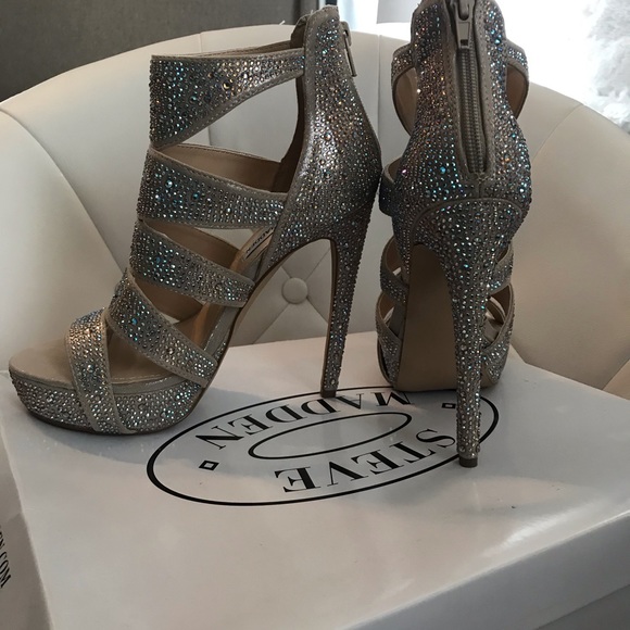 Steve Madden Platform Heels - Picture 2 of 4